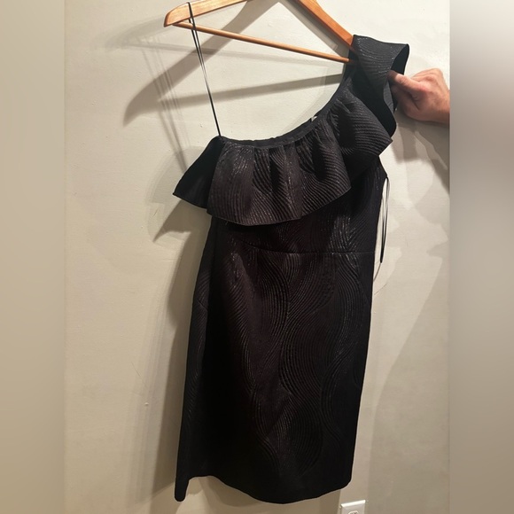 Halston Heritage Elegant Black One-Shoulder Dress size 8 party cocktail holiday - Picture 10 of 10